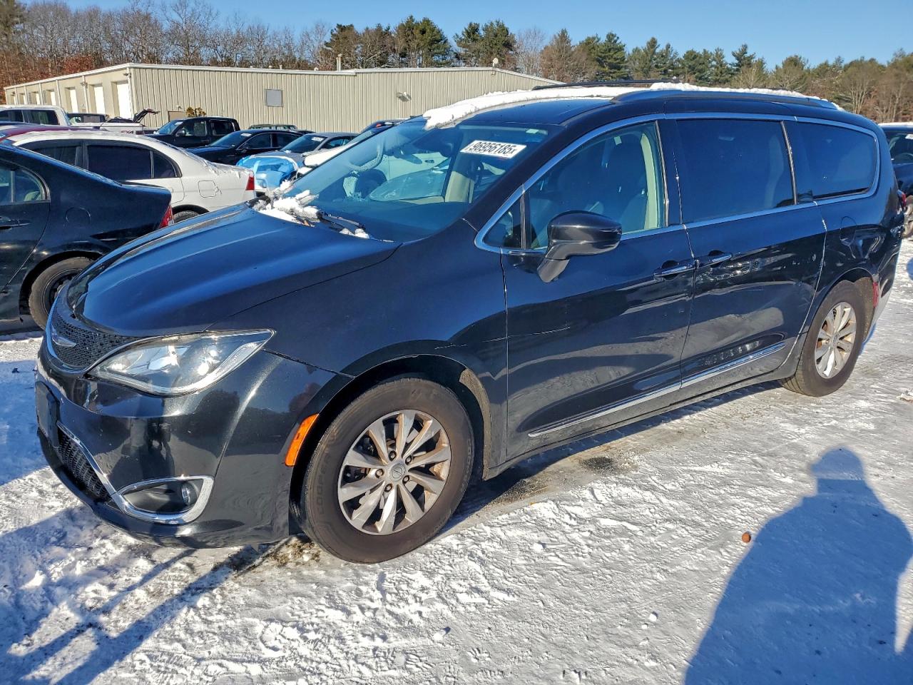 2019 CHRYSLER PACIFICA