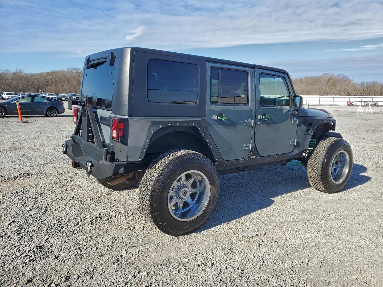 2015 JEEP WRANGLER UNLIMITED SAHARA photo 3