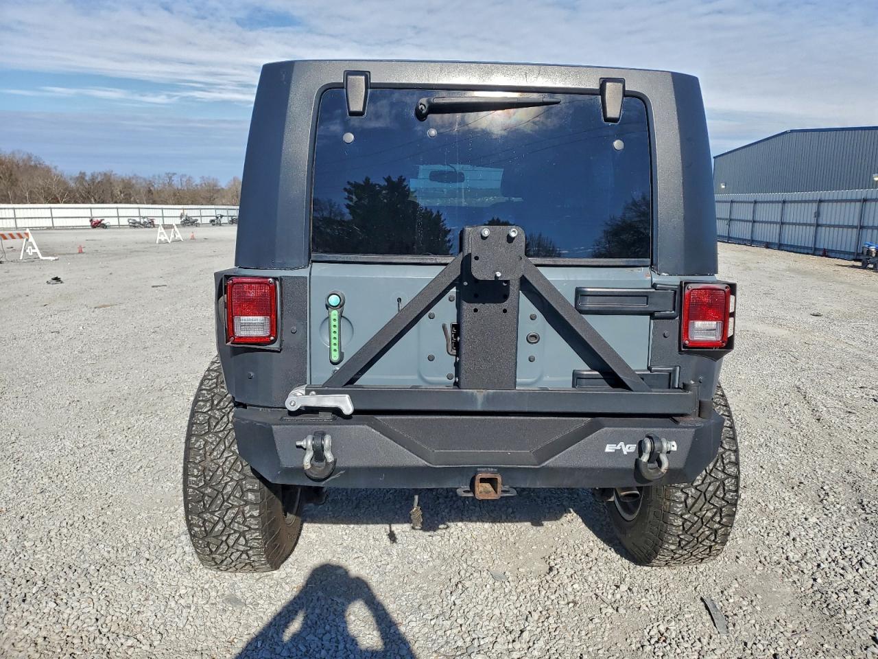 2015 JEEP WRANGLER UNLIMITED SAHARA photo 6