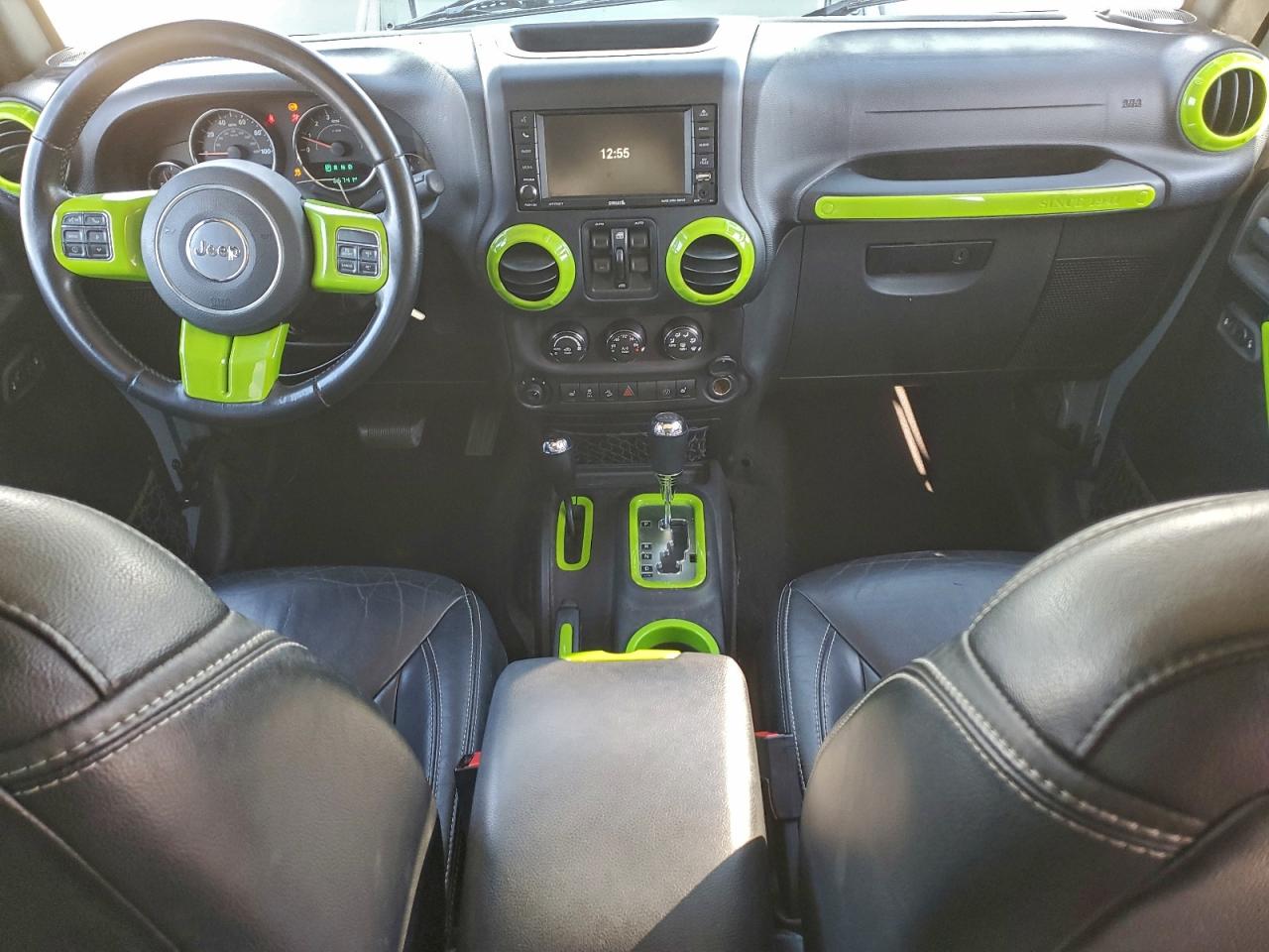 2015 JEEP WRANGLER UNLIMITED SAHARA photo 8