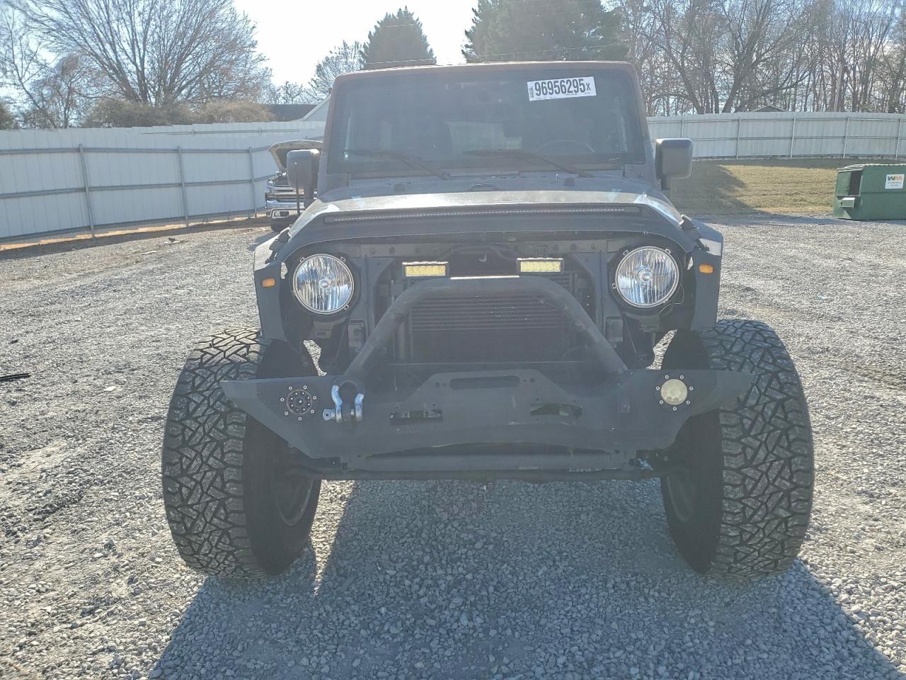 2015 JEEP WRANGLER UNLIMITED SAHARA photo 5