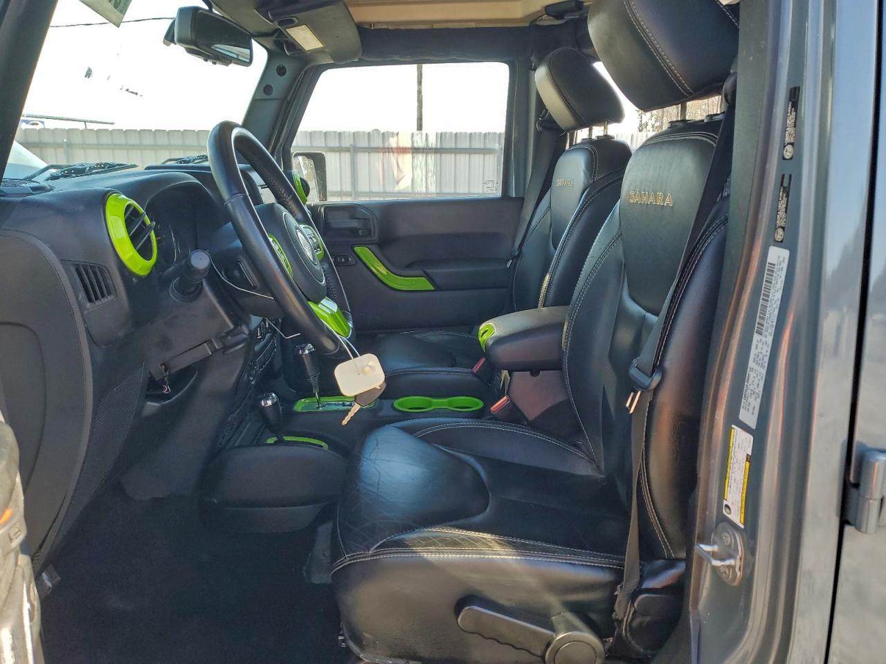 2015 JEEP WRANGLER UNLIMITED SAHARA photo 7