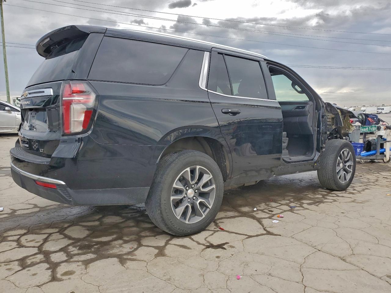 2022 CHEVROLET TAHOE K1500 LT photo 3