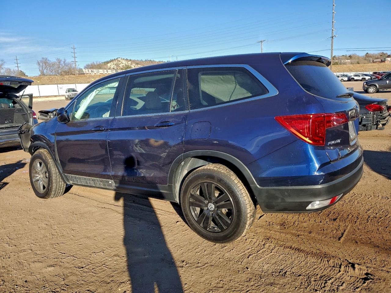 2016 HONDA PILOT EXL photo 2