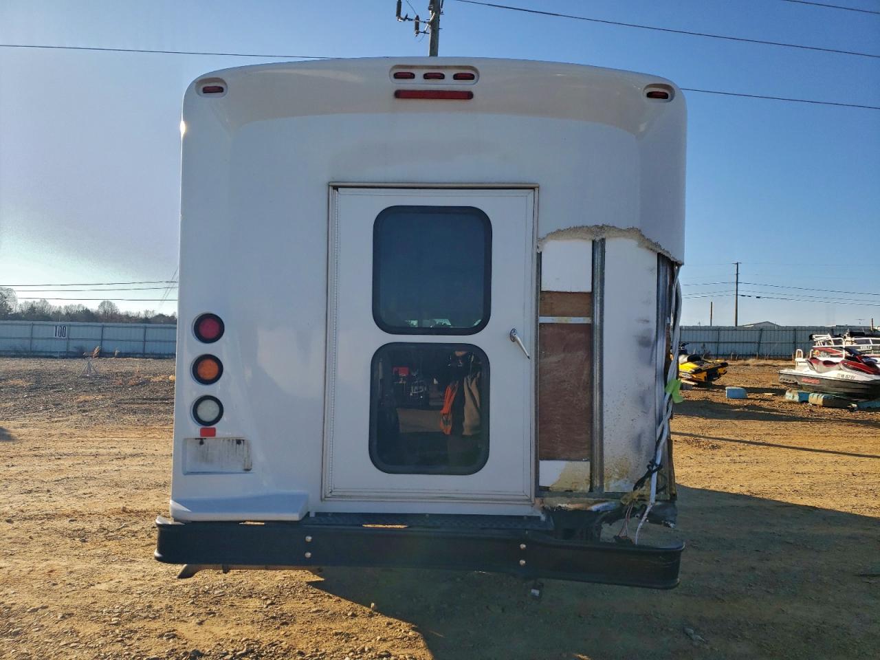 2017 CHEVROLET EXPRESS G3500 photo 9