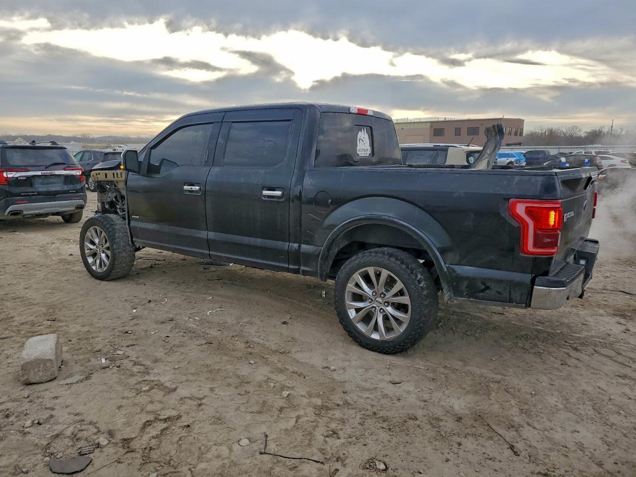2017 FORD F150 SUPERCREW photo 2