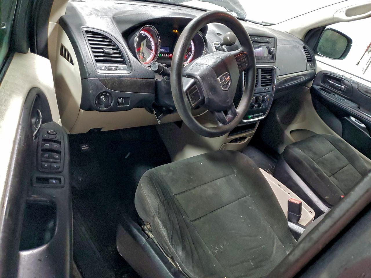 2012 DODGE GRAND CARAVAN SE photo 8