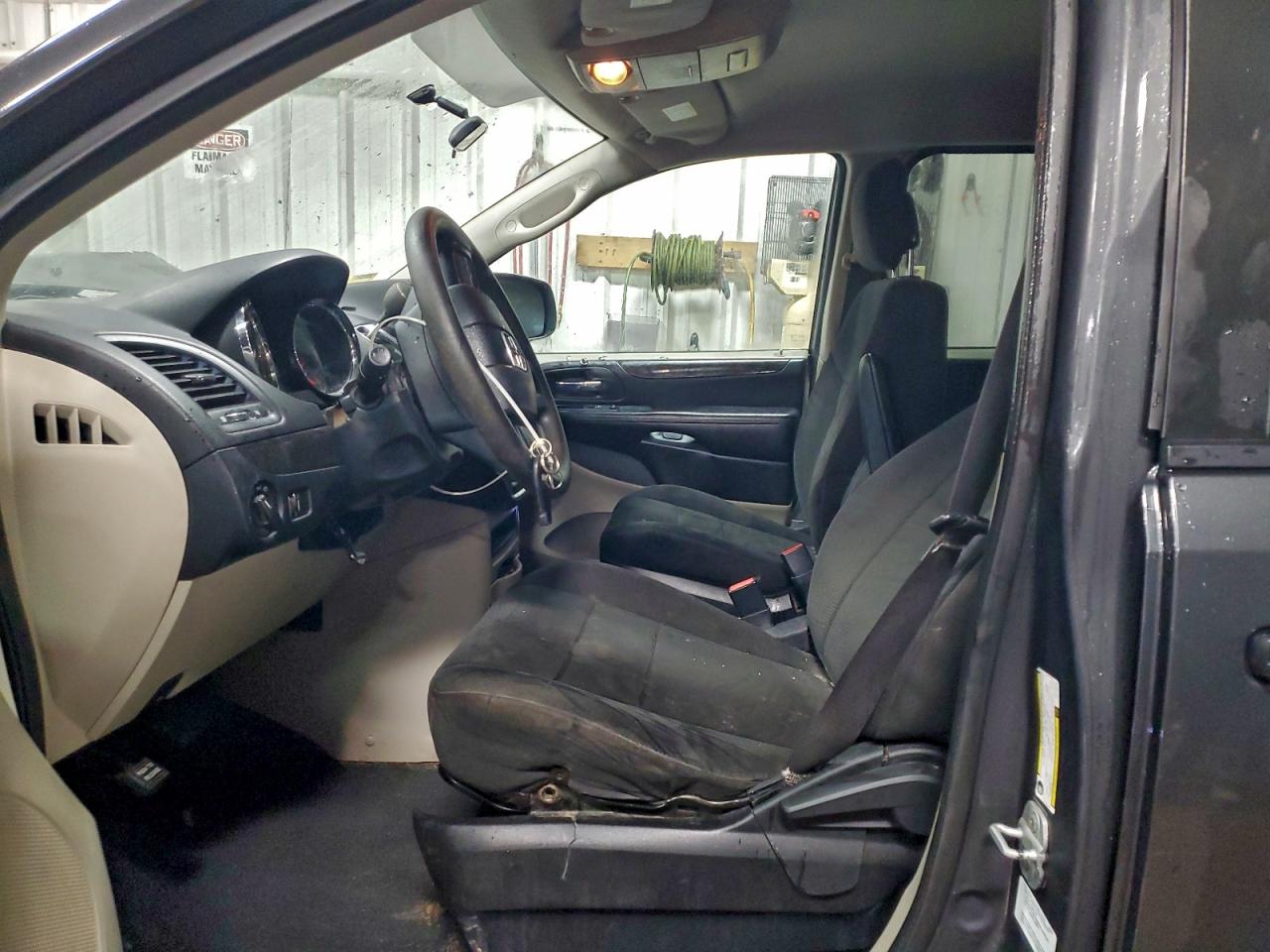 2012 DODGE GRAND CARAVAN SE photo 7