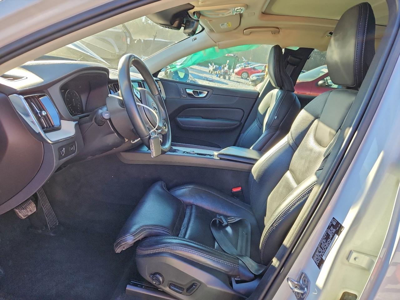 2021 VOLVO XC60 T5 INSCRIPTION photo 19