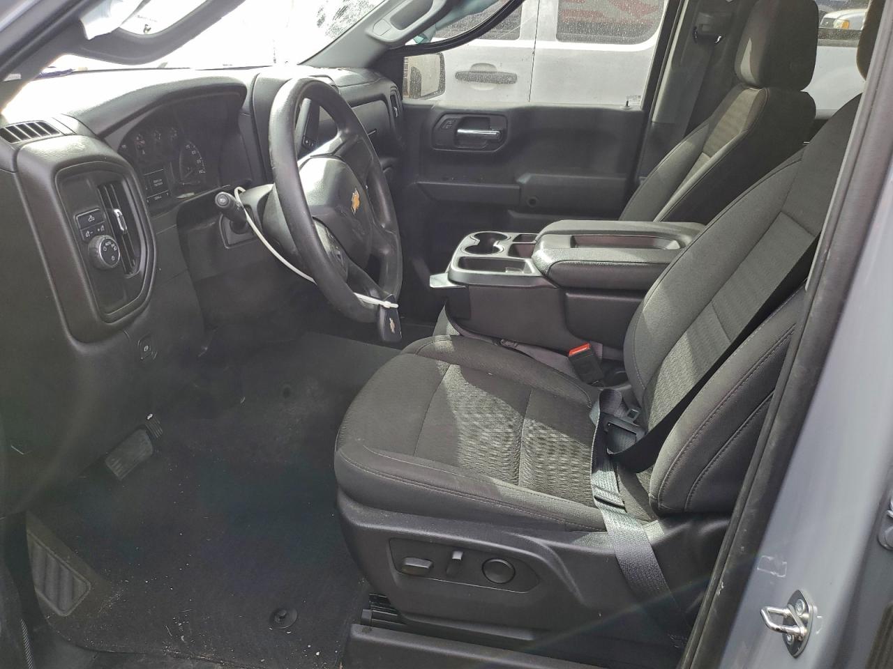 2024 CHEVROLET SILVERADO C1500 CUSTOM photo 19
