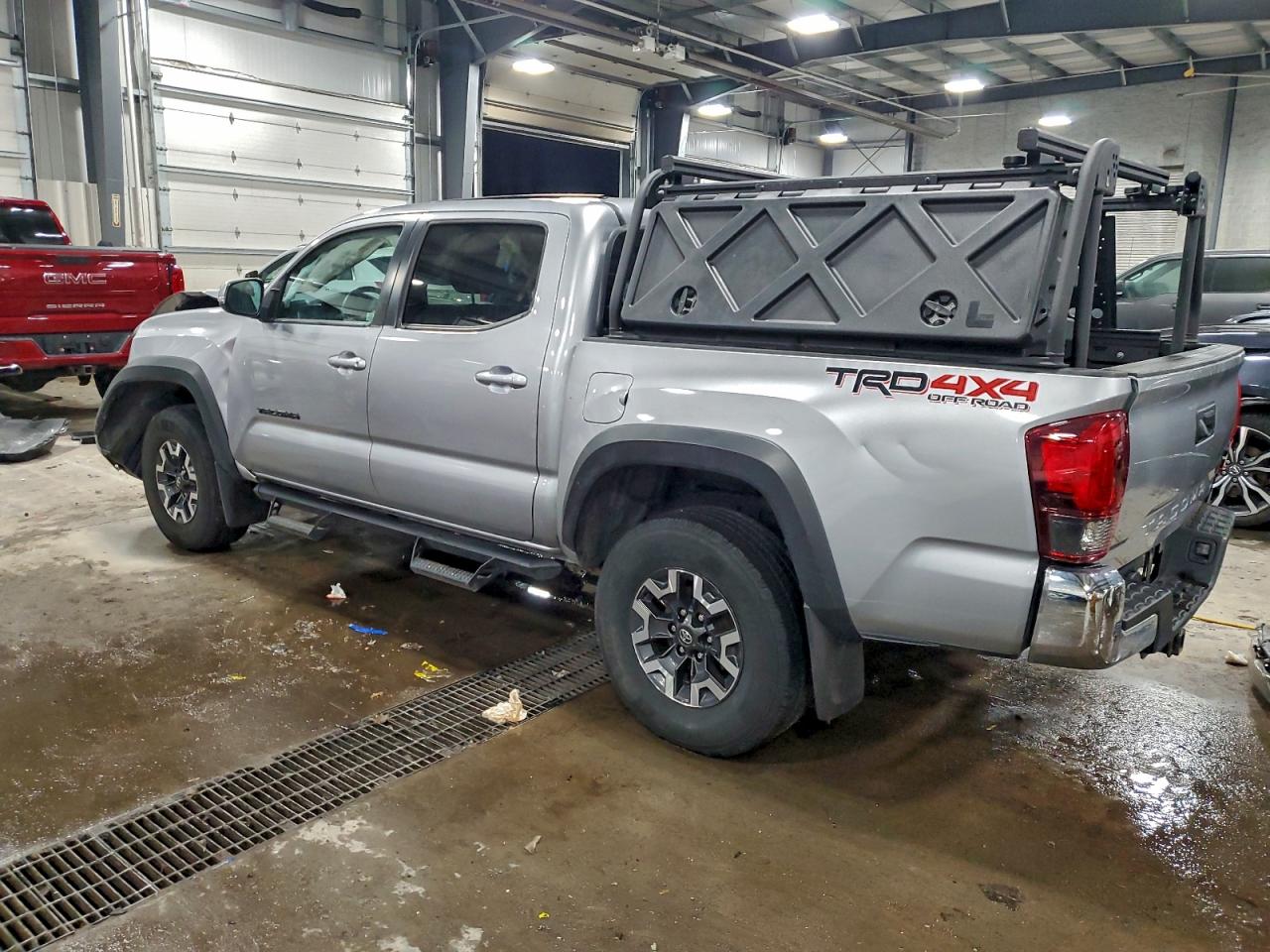 2019 TOYOTA TACOMA DOUBLE CAB photo 2