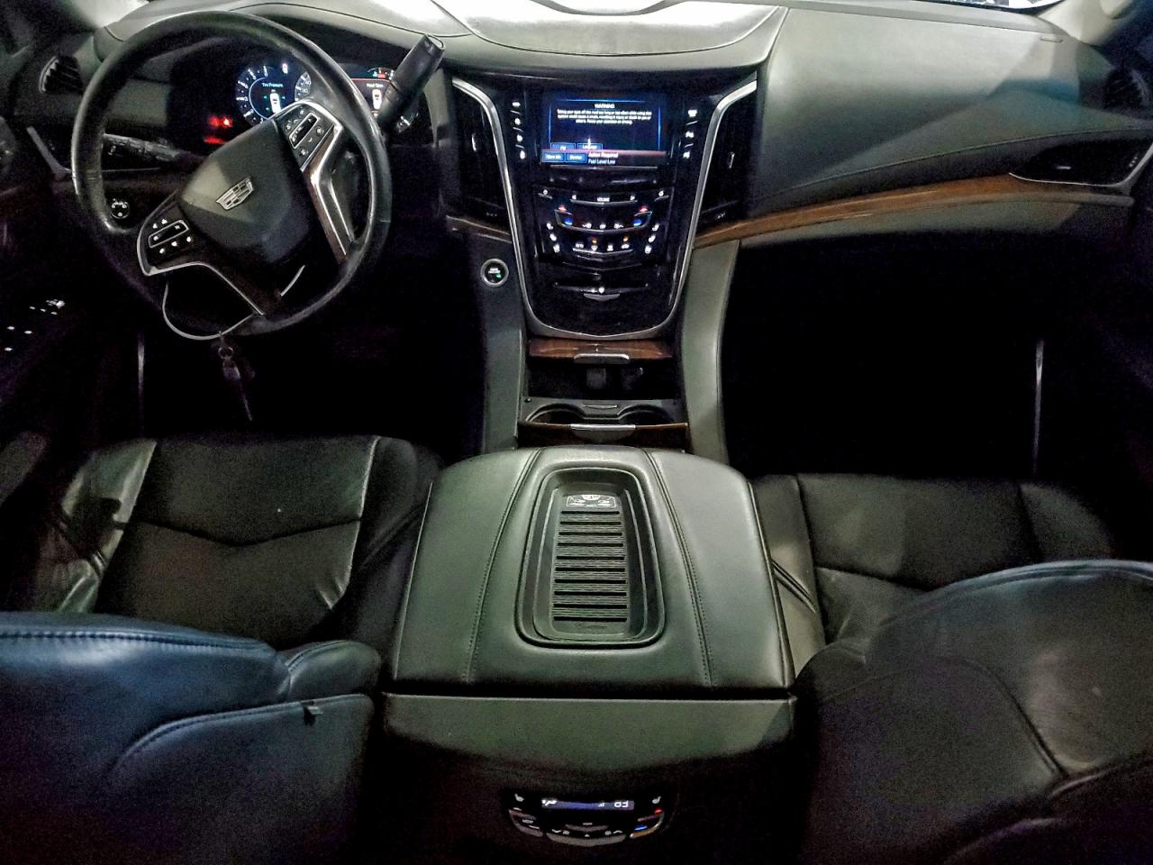 2020 CADILLAC ESCALADE ESV photo 8