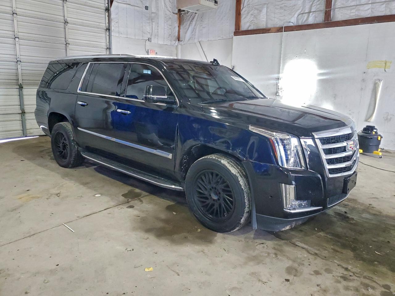 2020 CADILLAC ESCALADE ESV photo 4