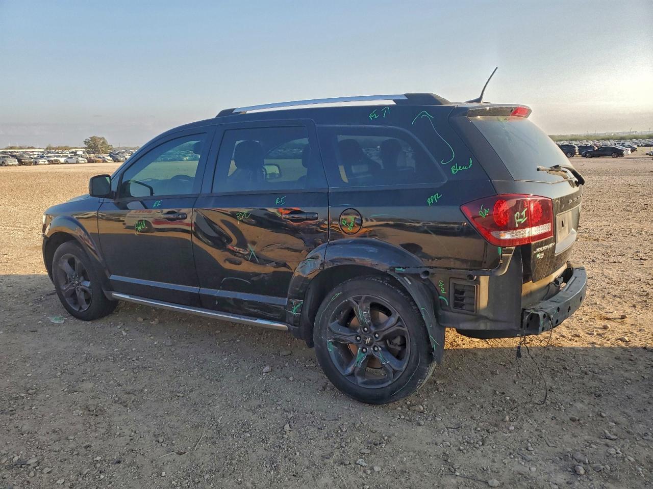 2018 DODGE JOURNEY CROSSROAD photo 3