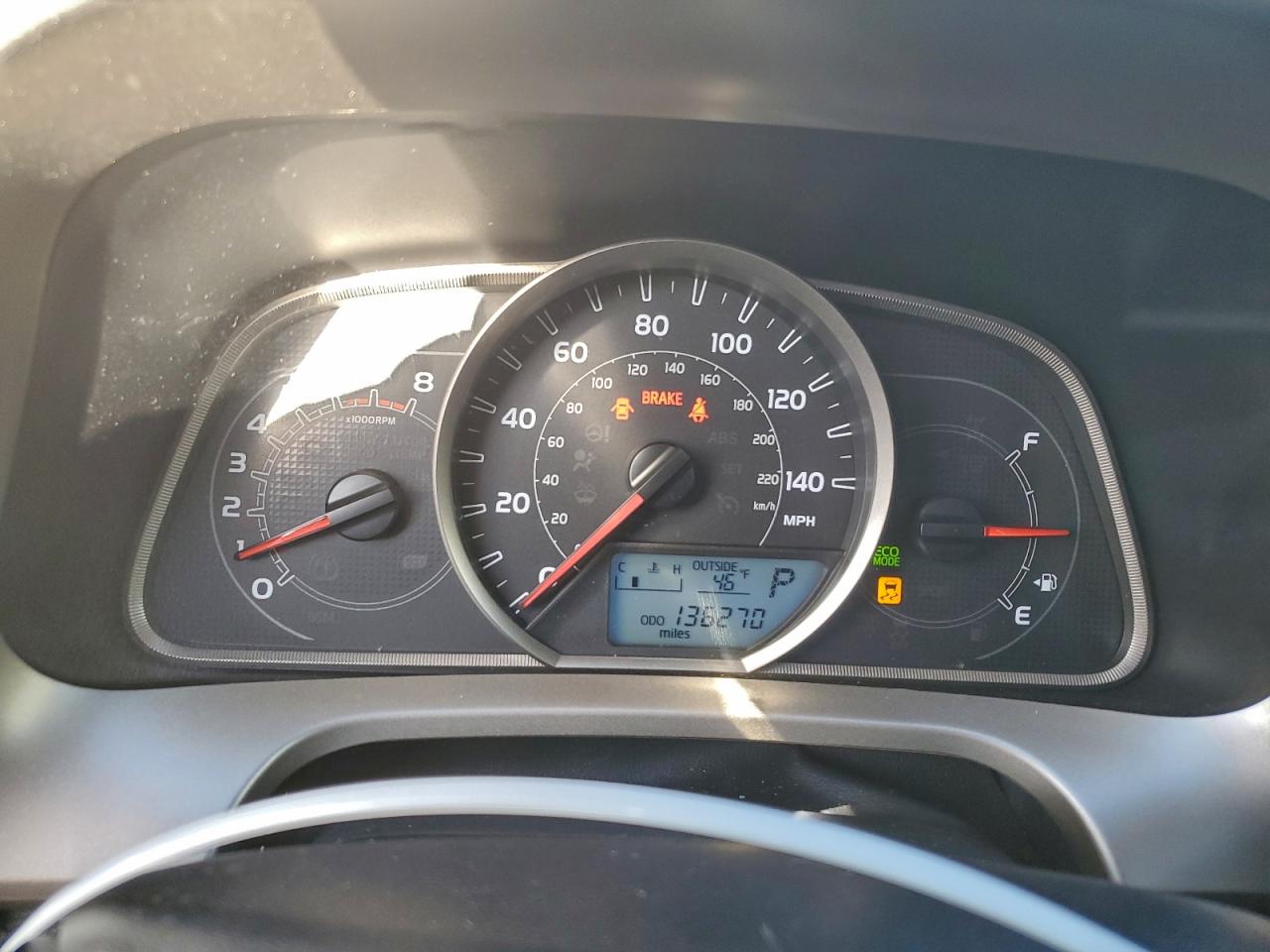 2013 TOYOTA RAV4 XLE photo 9