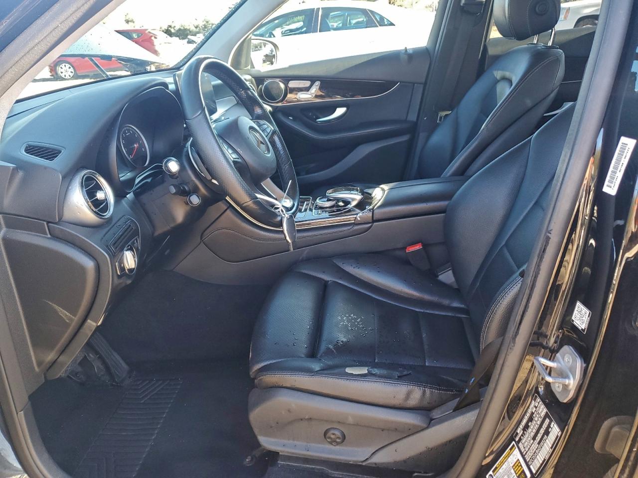 2016 MERCEDES-BENZ GLC 300 photo 13