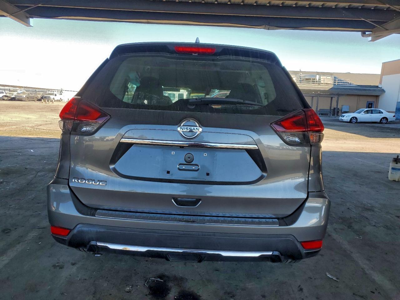 2019 NISSAN ROGUE S photo 11