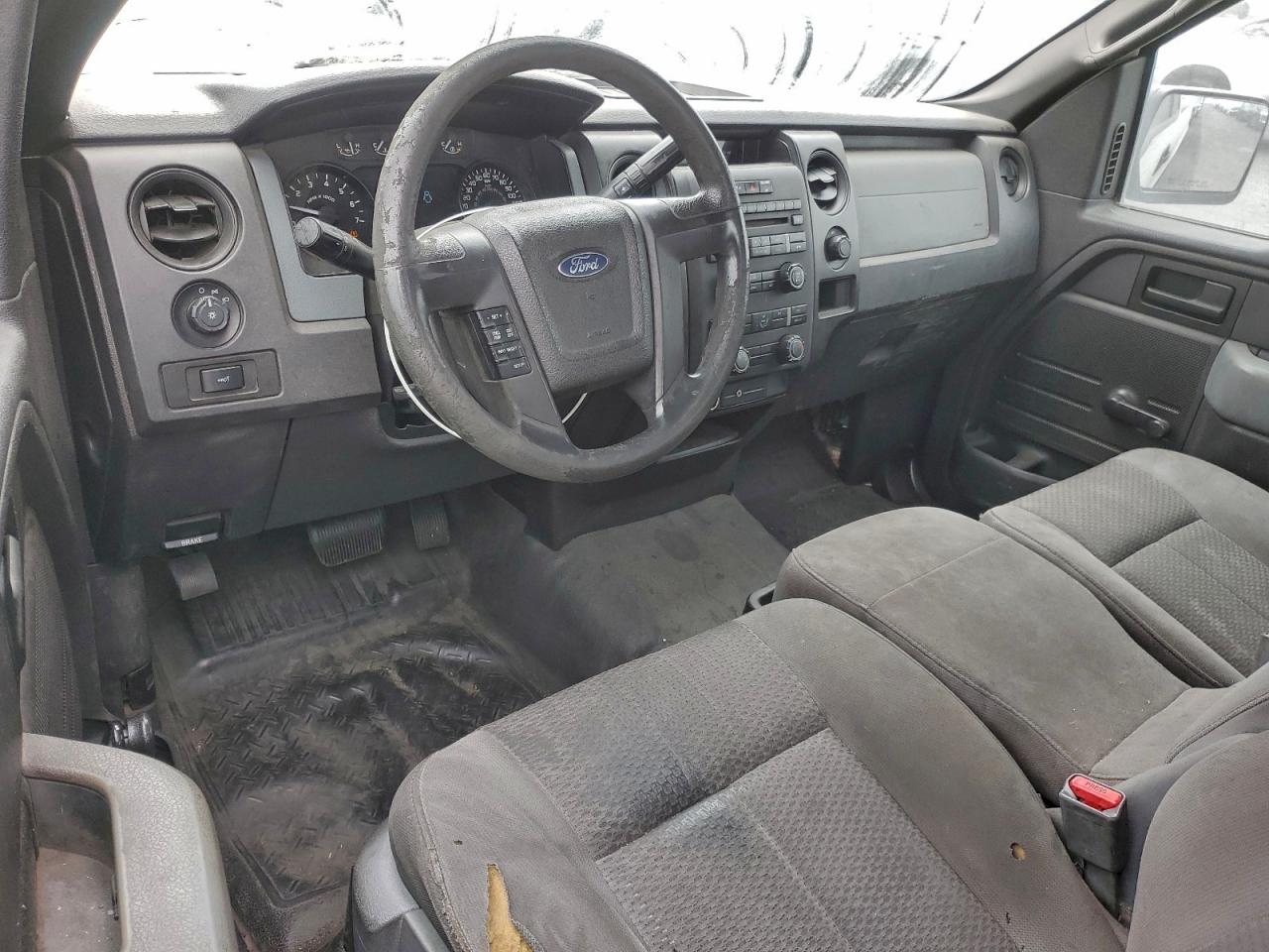 2011 FORD F150 photo 8