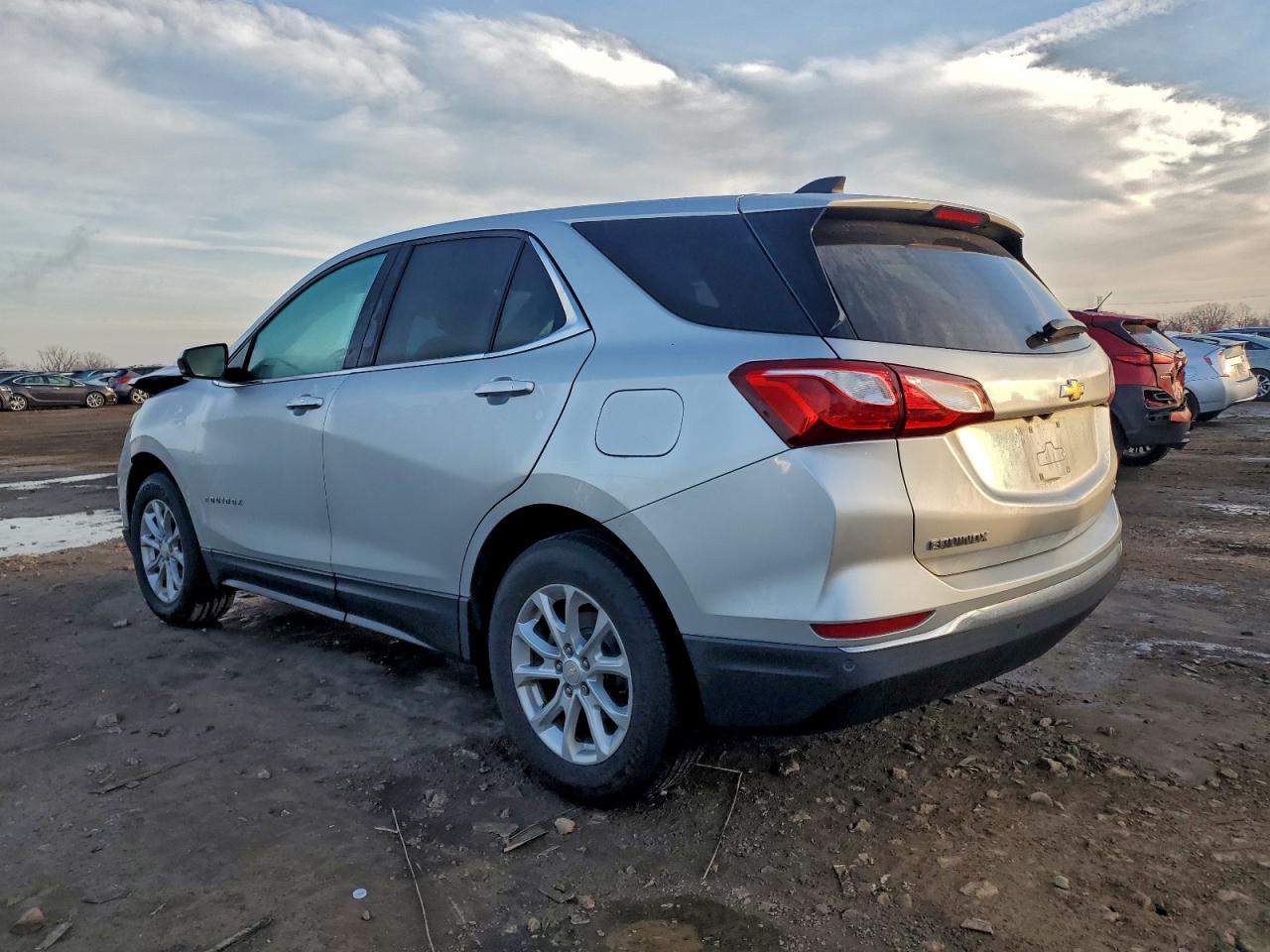 2020 CHEVROLET EQUINOX LT photo 3