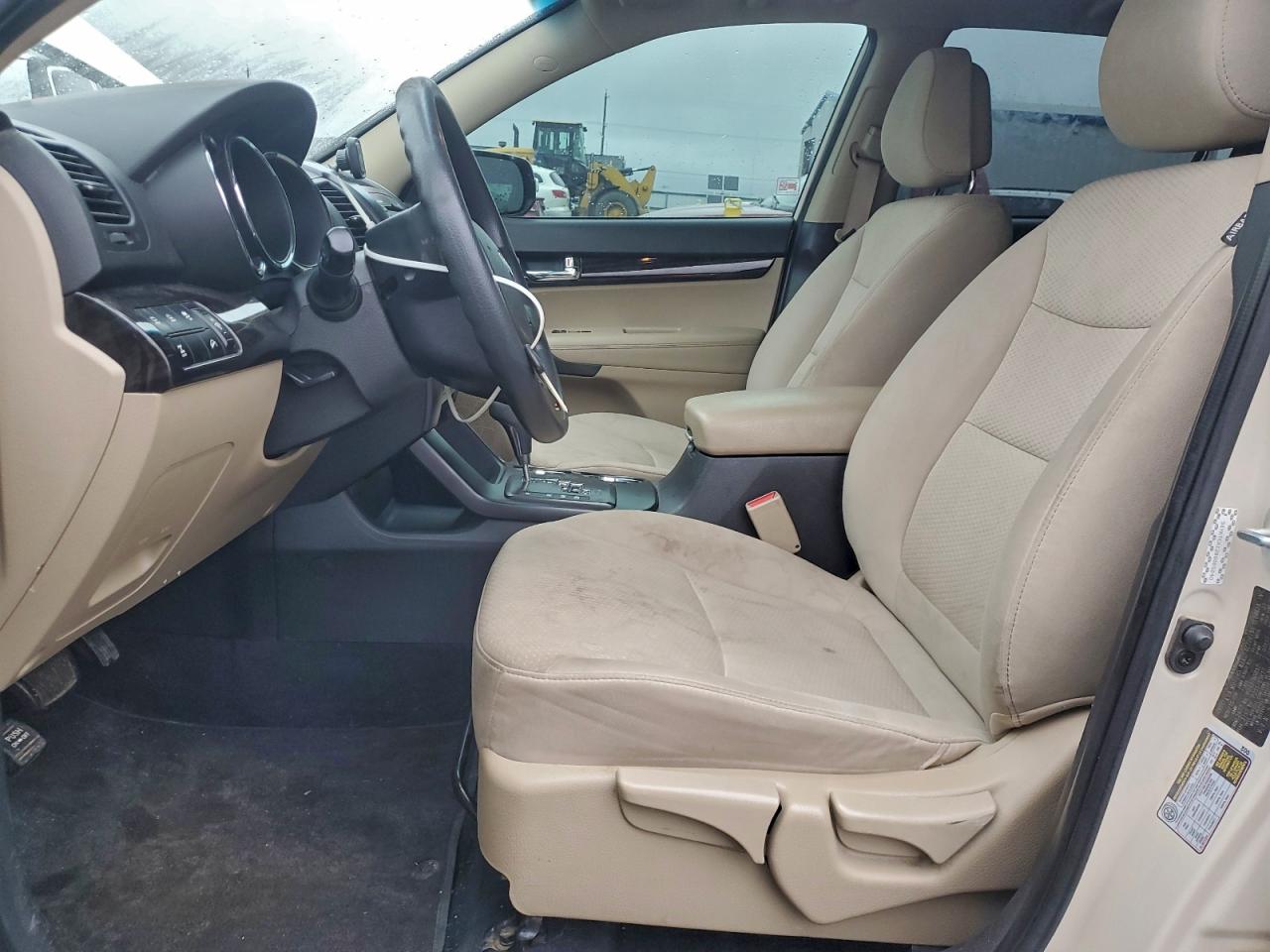 2011 KIA SORENTO BASE photo 7