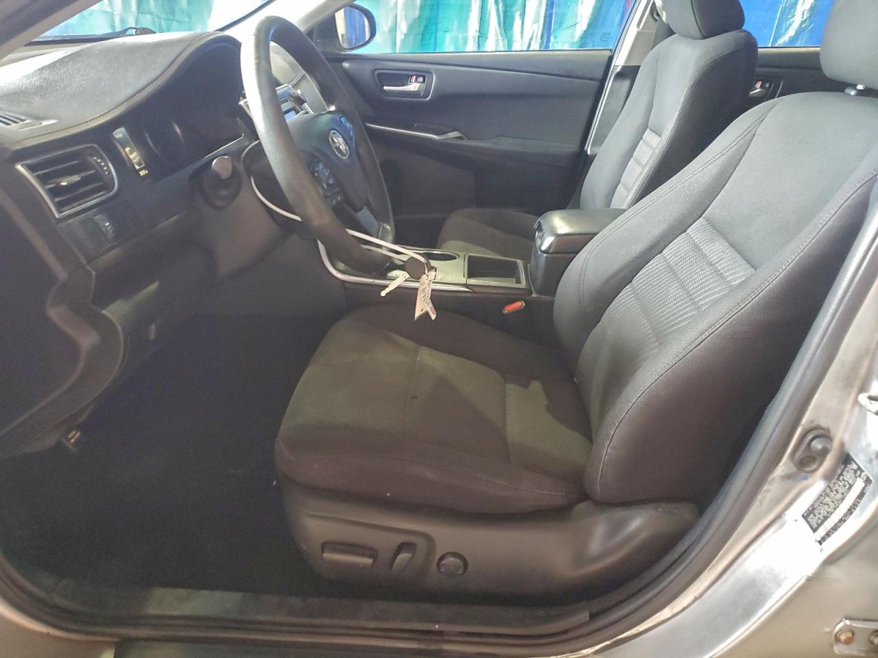 2016 TOYOTA CAMRY LE photo 13