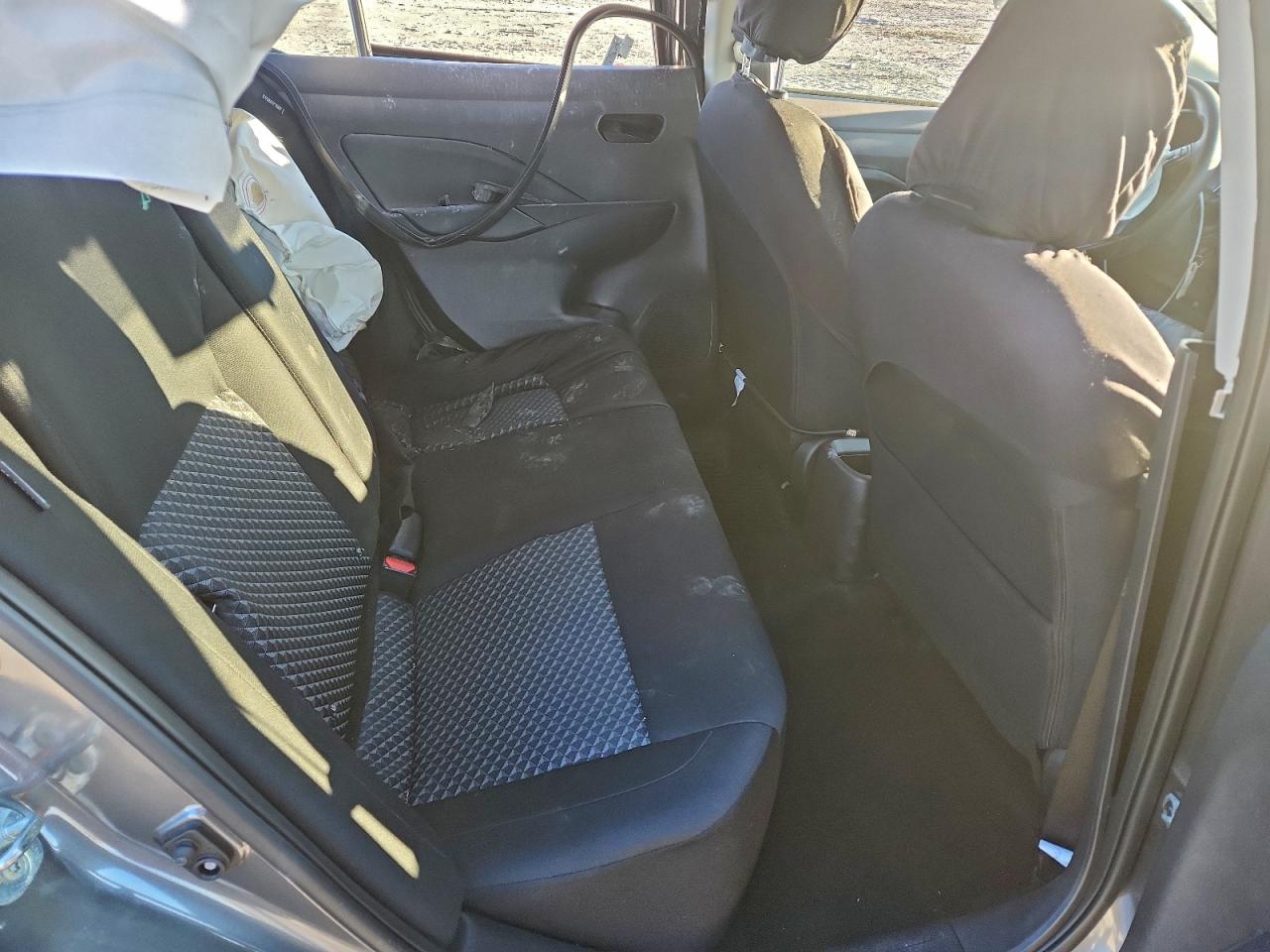 2024 NISSAN VERSA S photo 28