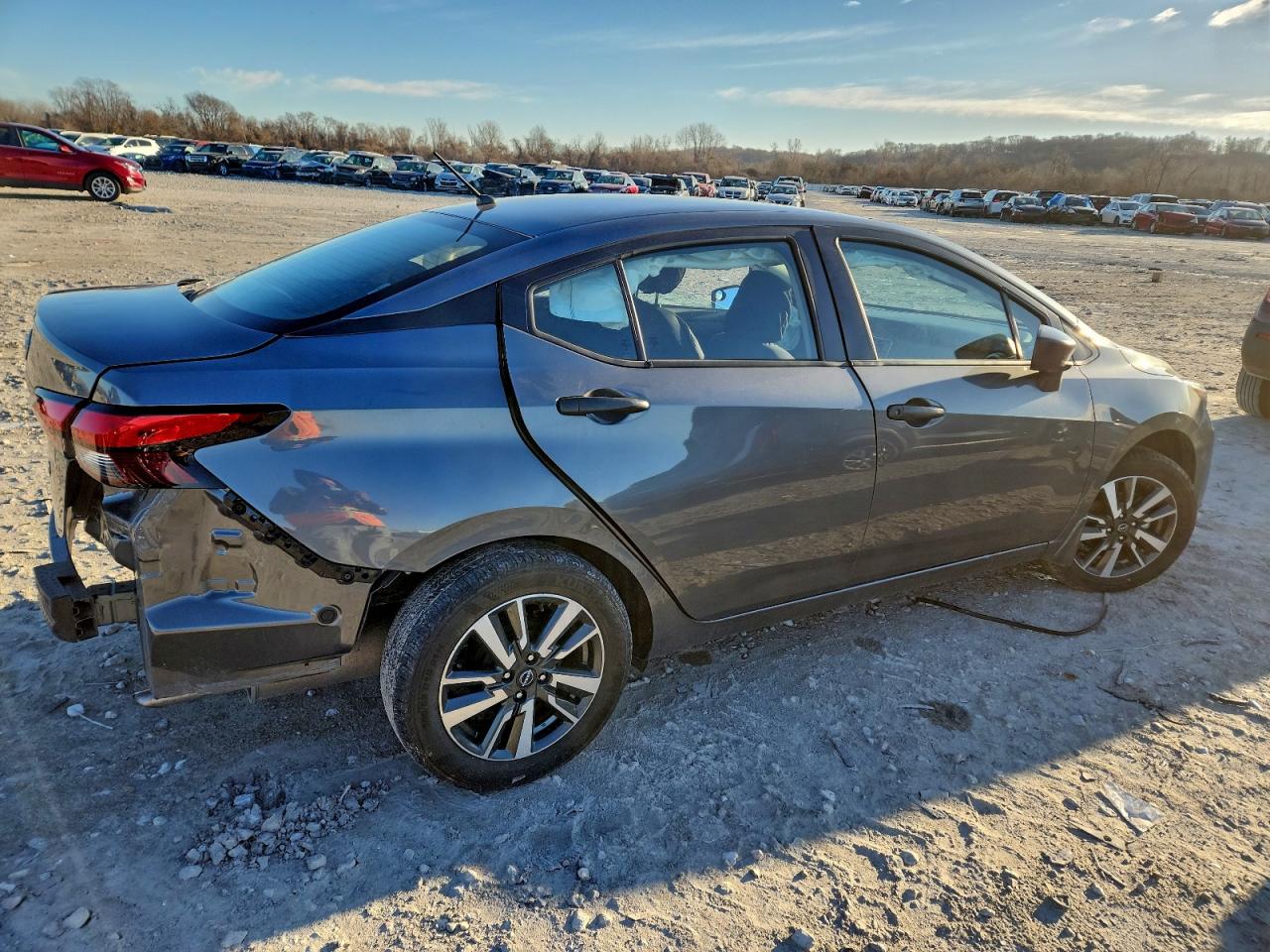 2024 NISSAN VERSA S photo 7