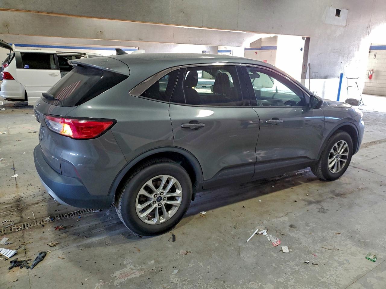 2022 FORD ESCAPE SE photo 9