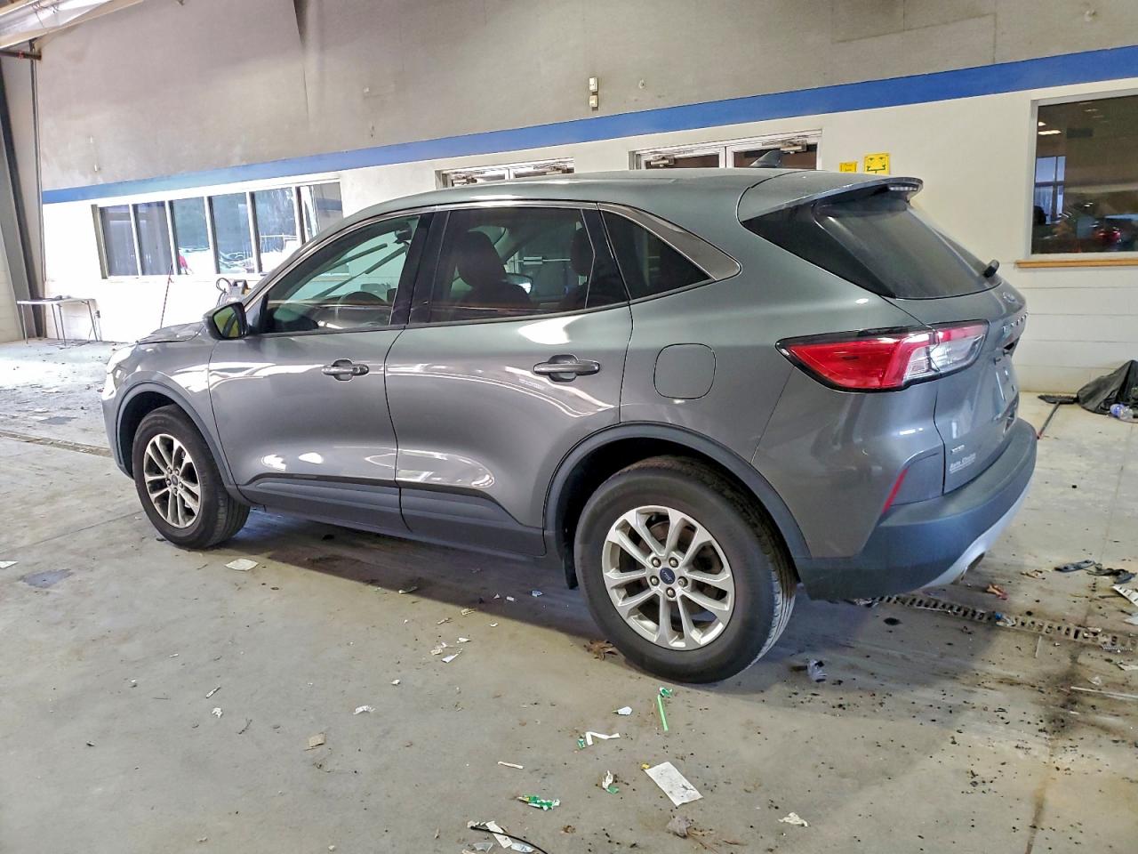 2022 FORD ESCAPE SE photo 5