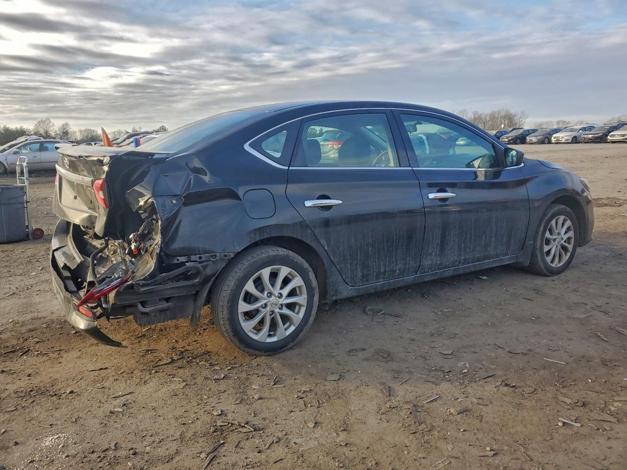 2019 NISSAN SENTRA S photo 3