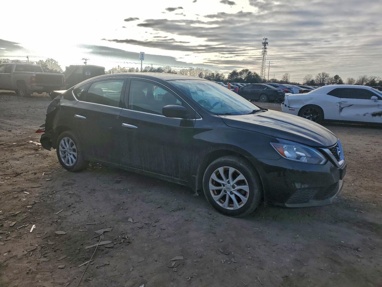 2019 NISSAN SENTRA S photo 4