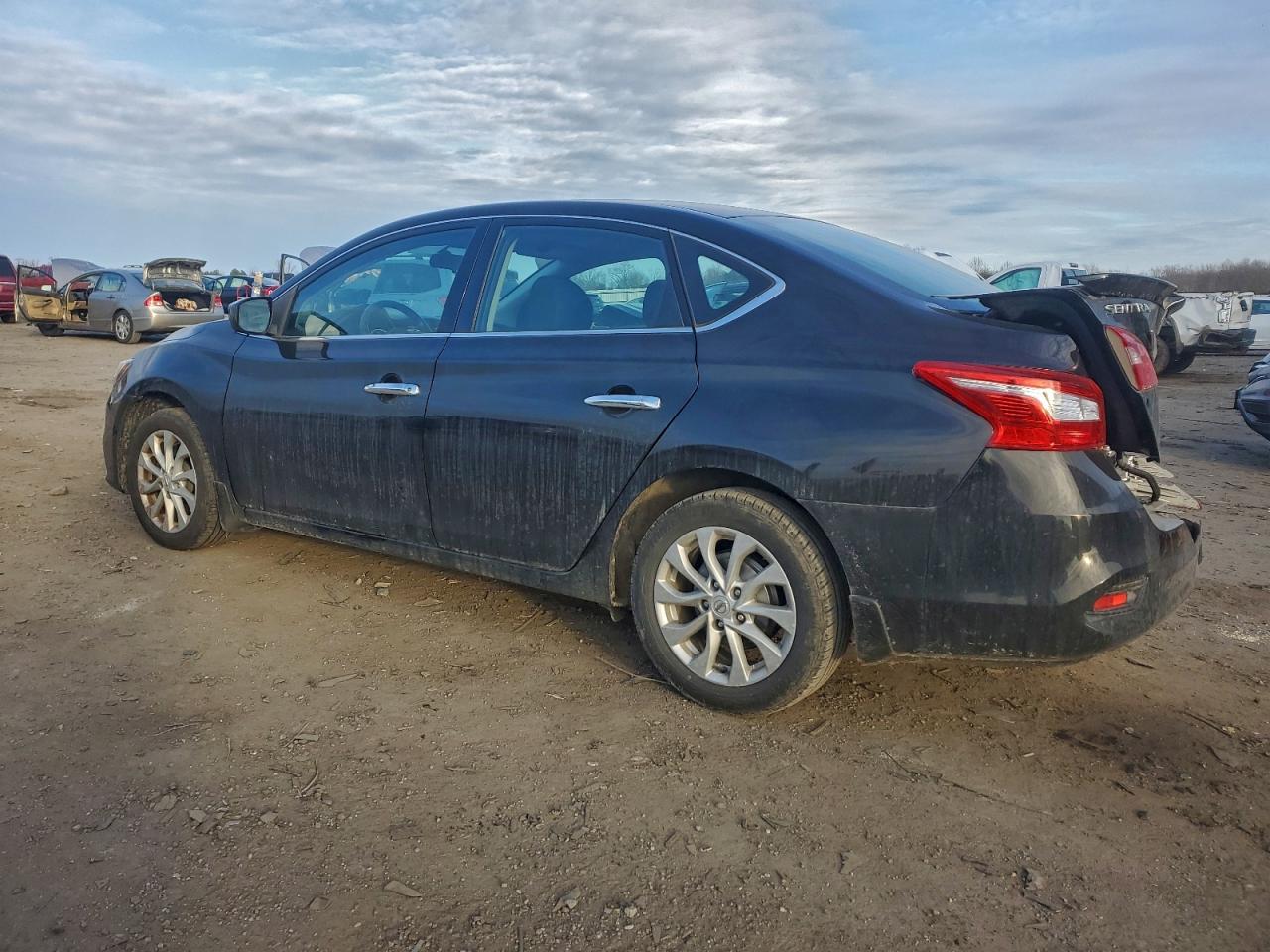 2019 NISSAN SENTRA S photo 2