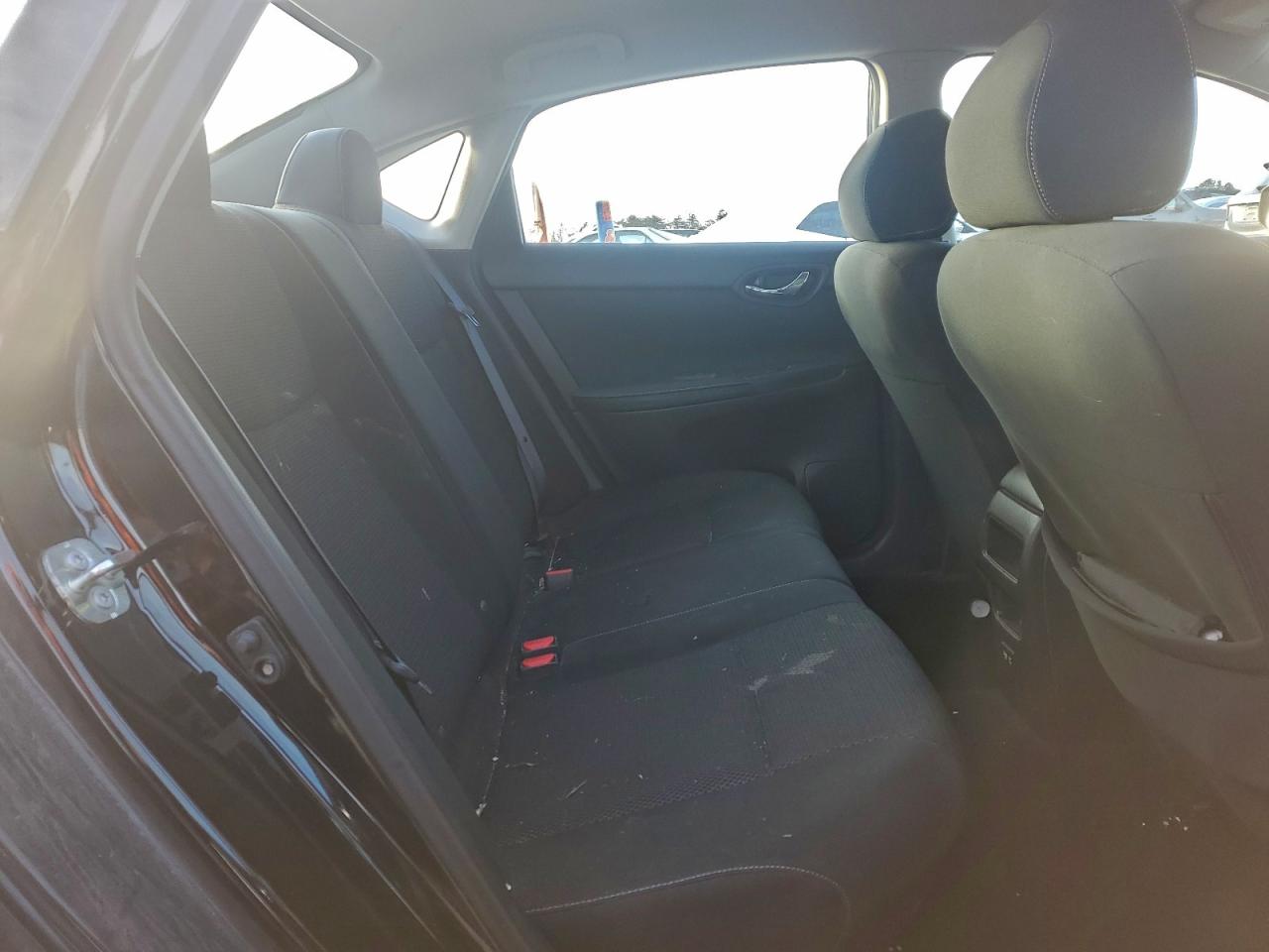 2019 NISSAN SENTRA S photo 10