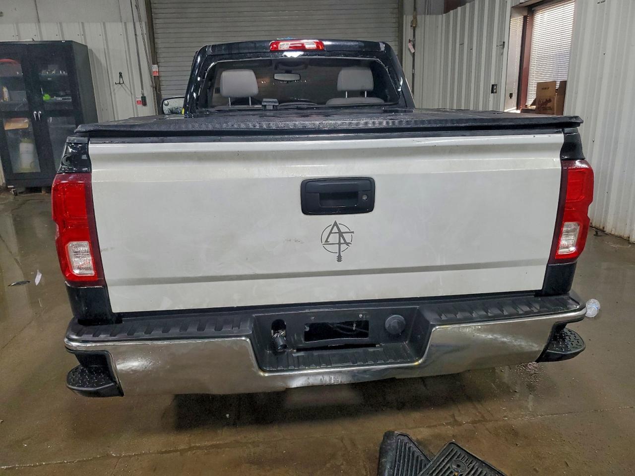 2015 CHEVROLET SILVERADO C1500 photo 11