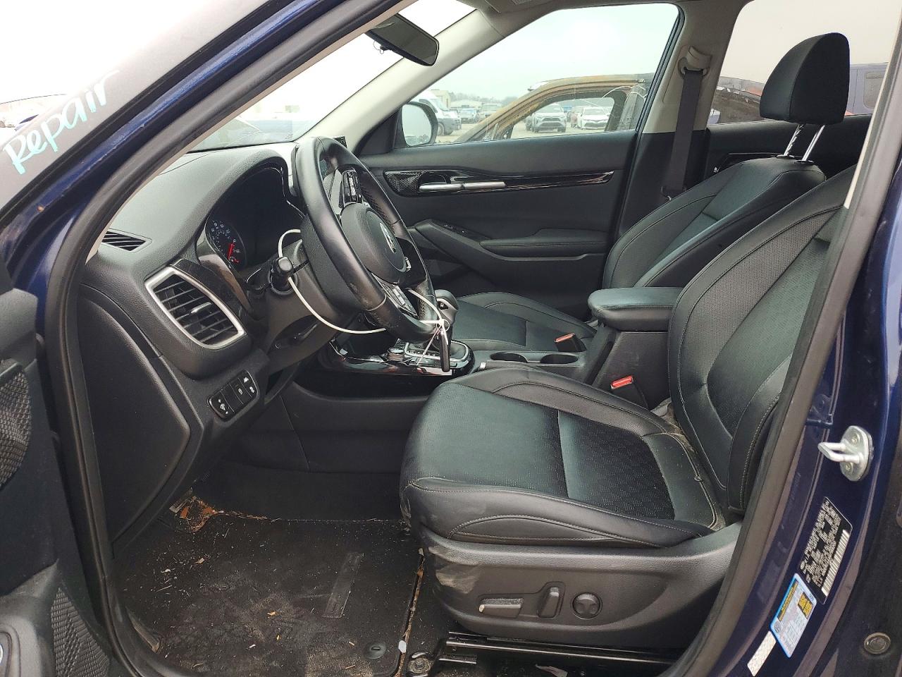 2021 KIA SELTOS EX photo 13