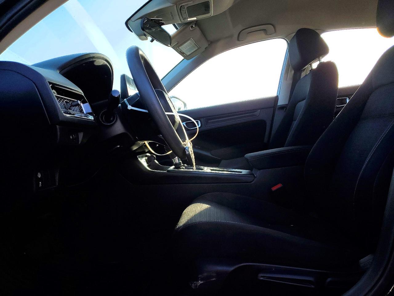 2022 HONDA CIVIC LX photo 7