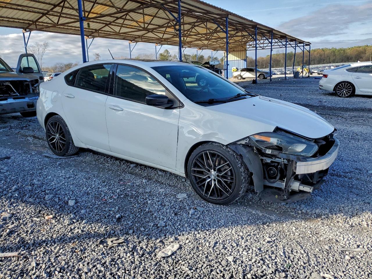 2015 DODGE DART SXT photo 4