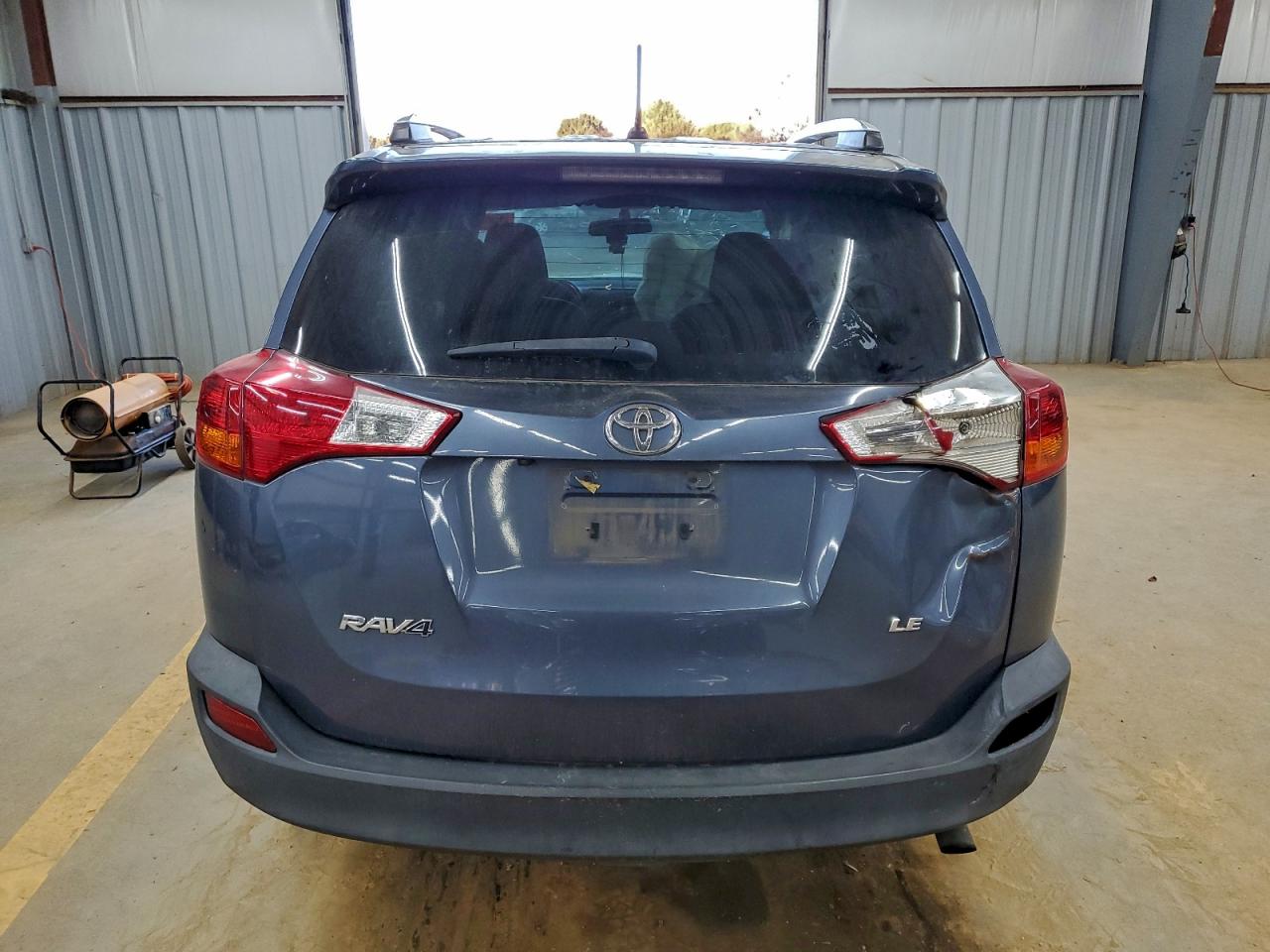 2013 TOYOTA RAV4 LE photo 6