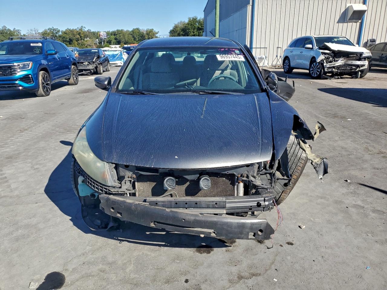 2009 HONDA ACCORD LX photo 13