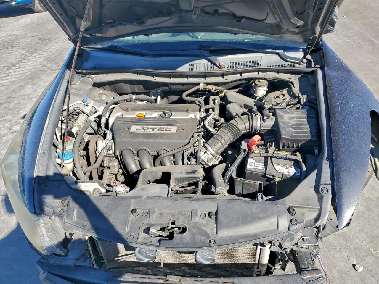 2009 HONDA ACCORD LX photo 31