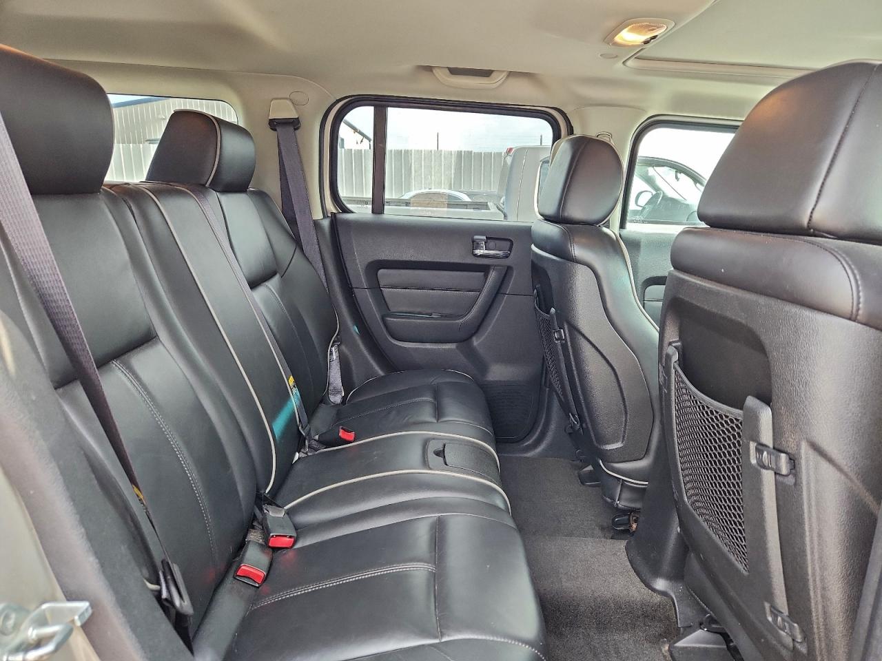 2006 HUMMER H3 photo 11