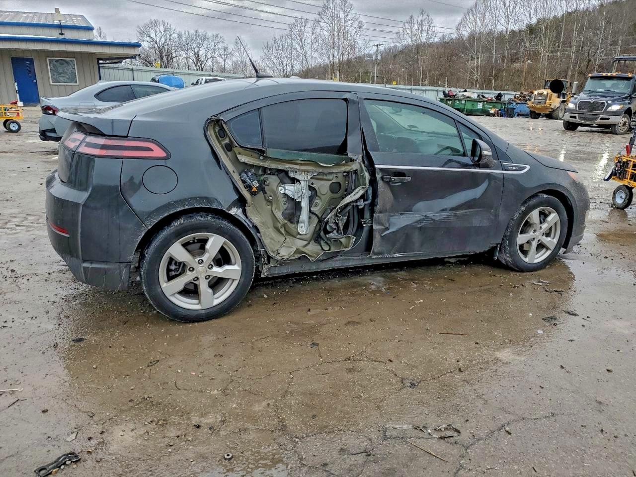 2014 CHEVROLET VOLT photo 3