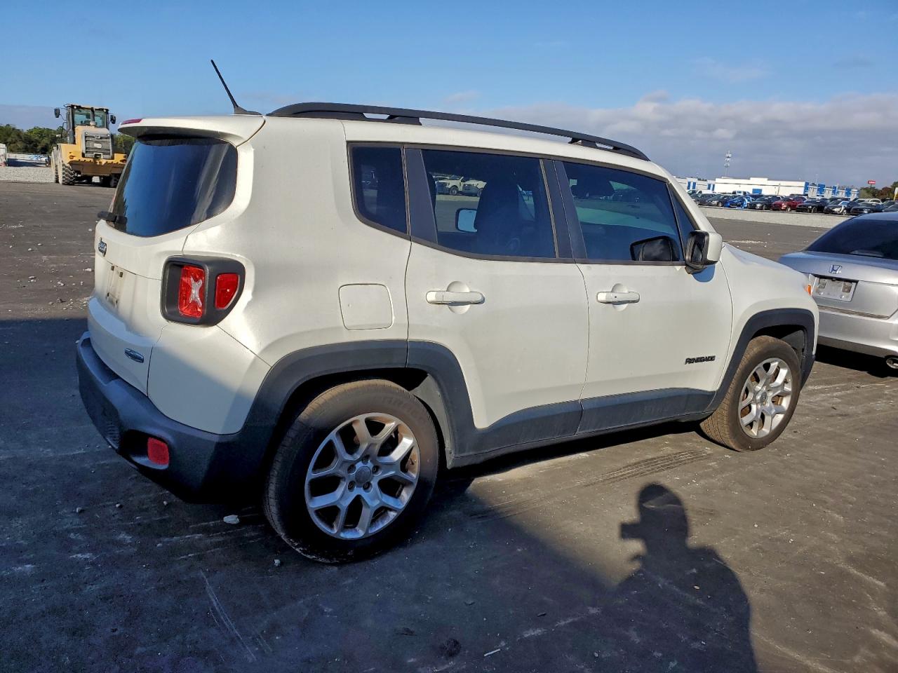 2015 JEEP RENEGADE LATITUDE photo 7
