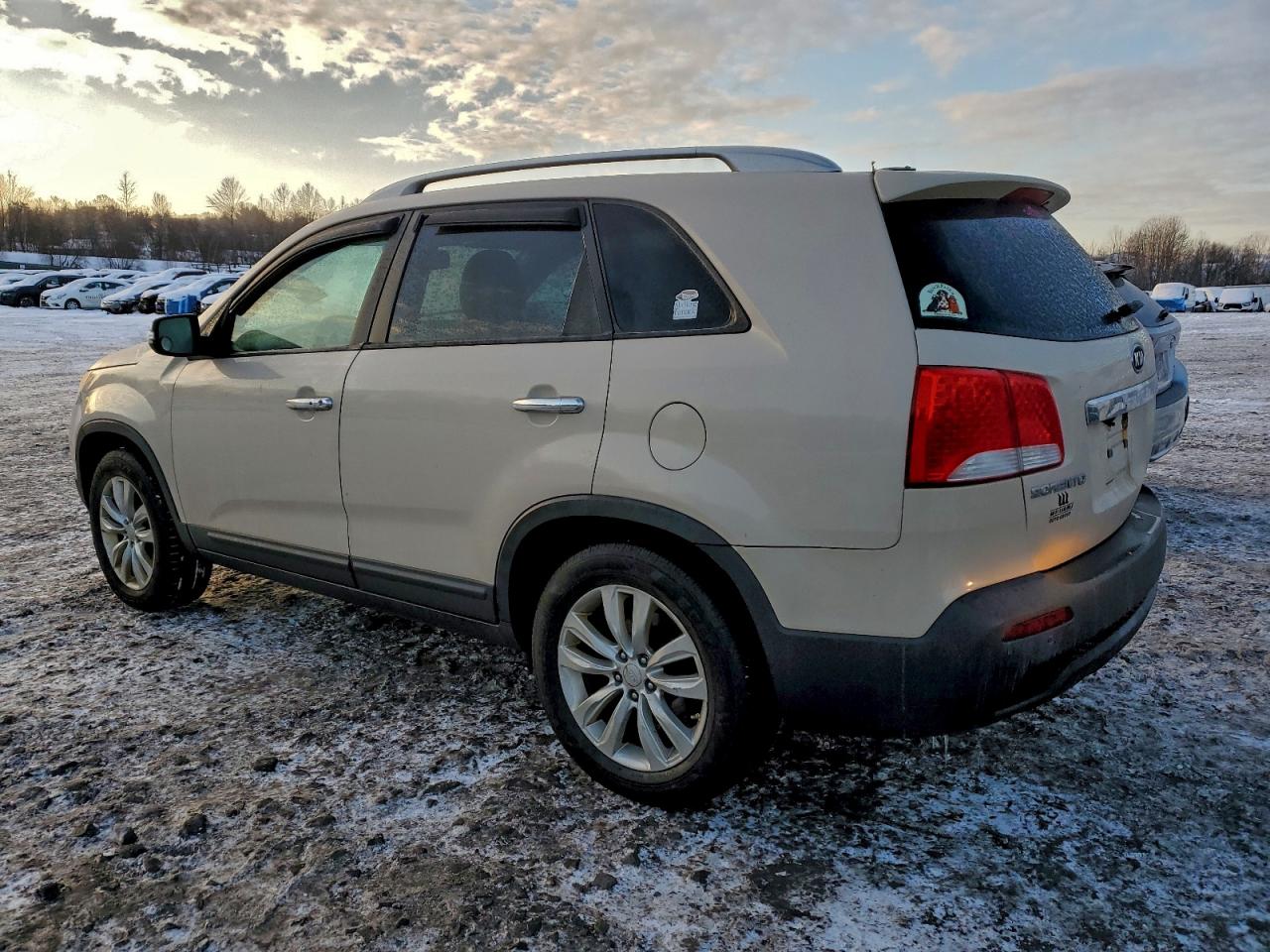 2011 KIA SORENTO EX photo 2