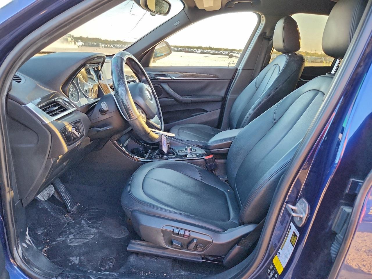2016 BMW X1 XDRIVE28I photo 19