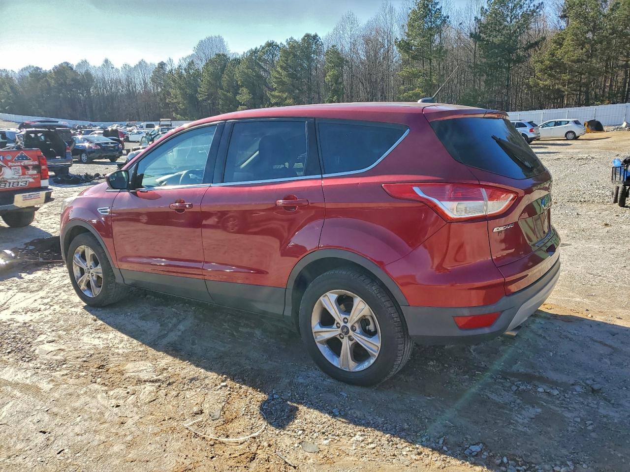 2014 FORD ESCAPE SE photo 2