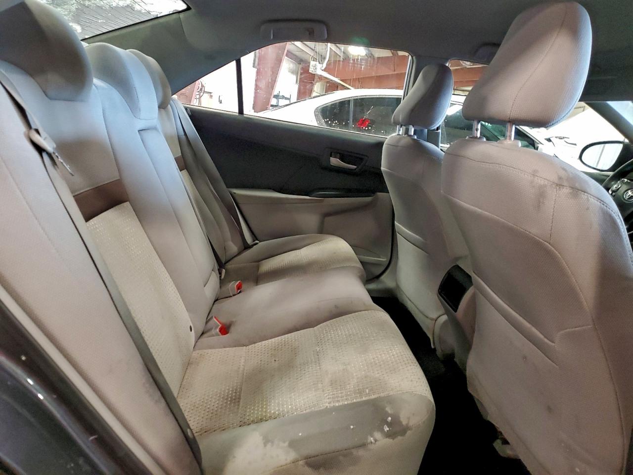 2013 TOYOTA CAMRY L photo 19