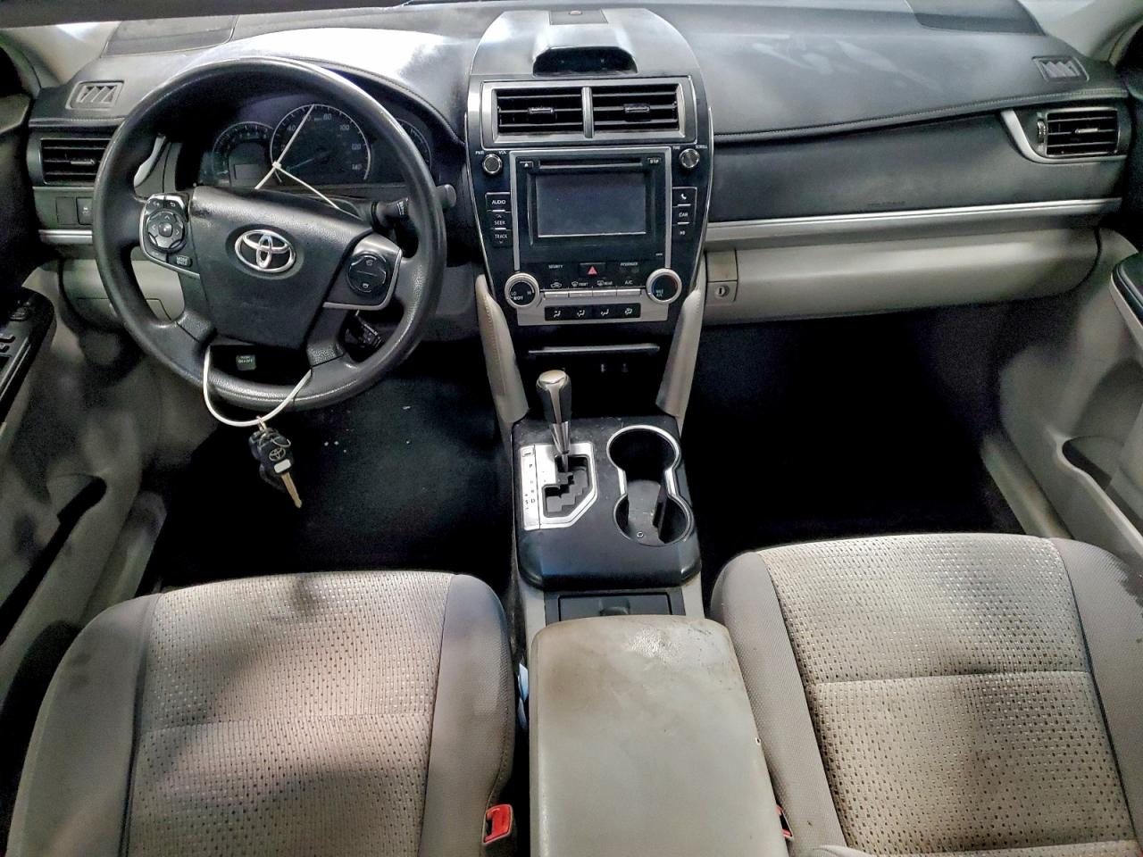 2013 TOYOTA CAMRY L photo 15