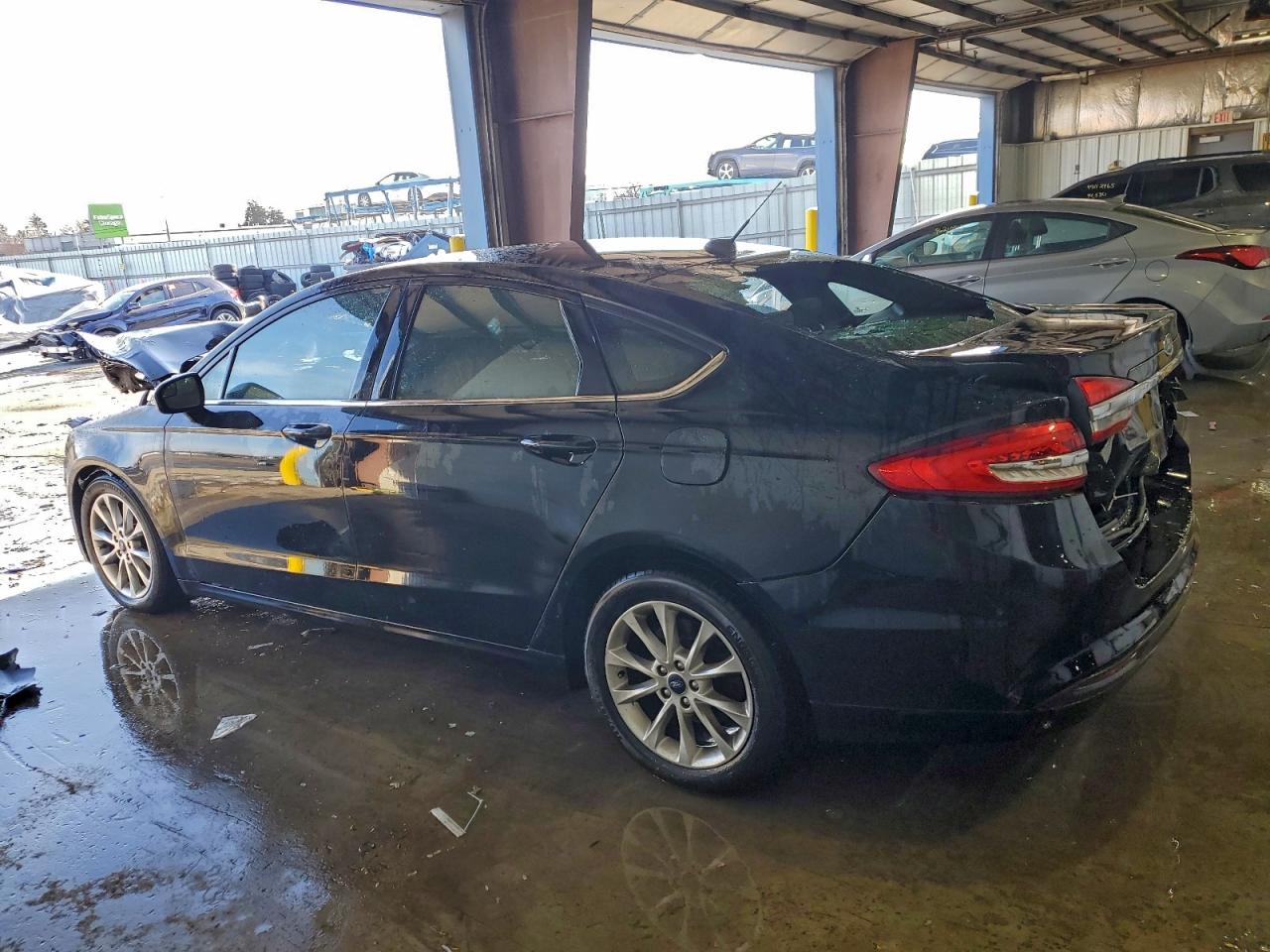 2017 FORD FUSION SE photo 3