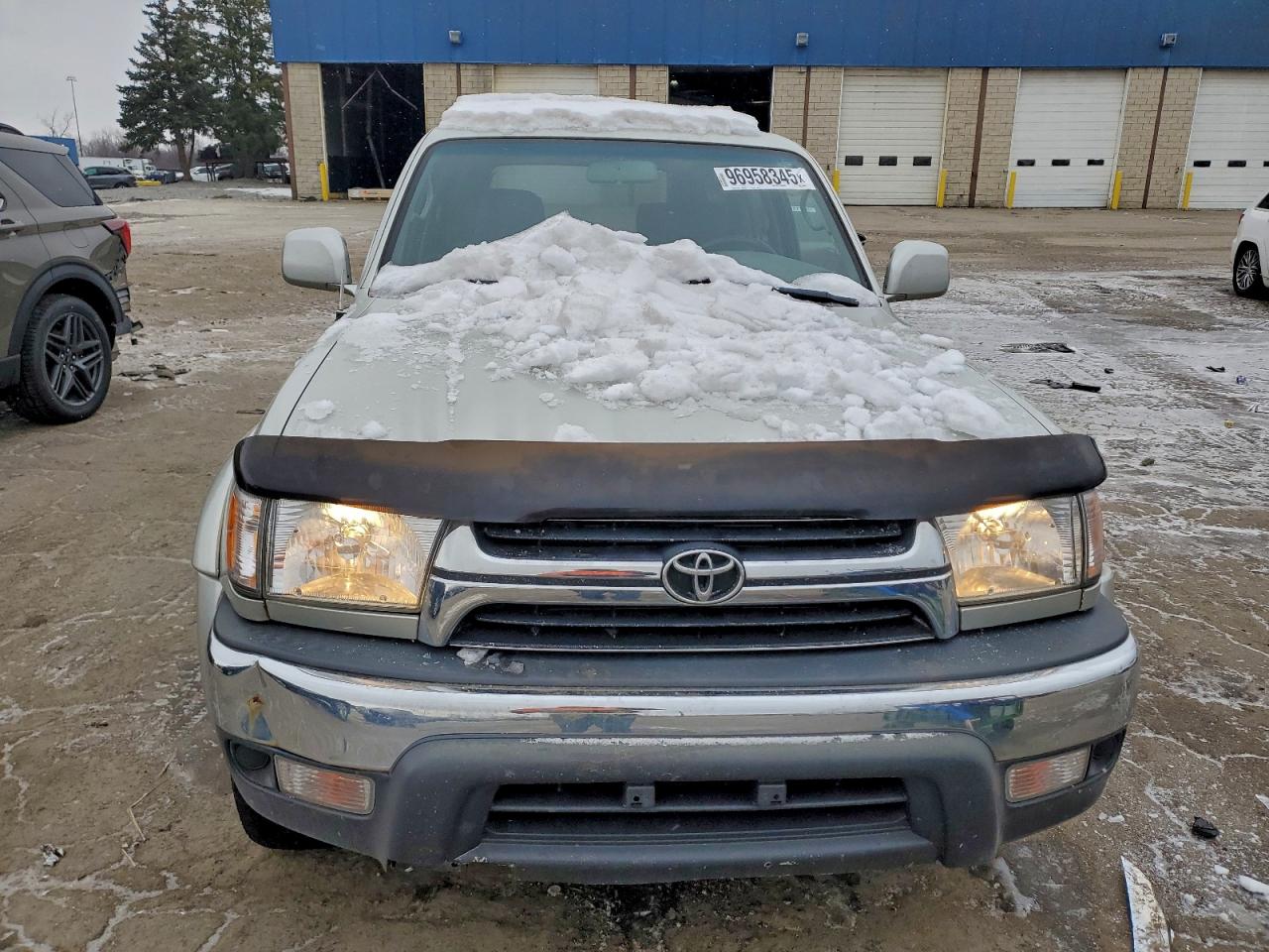2002 TOYOTA 4RUNNER SR5 photo 13